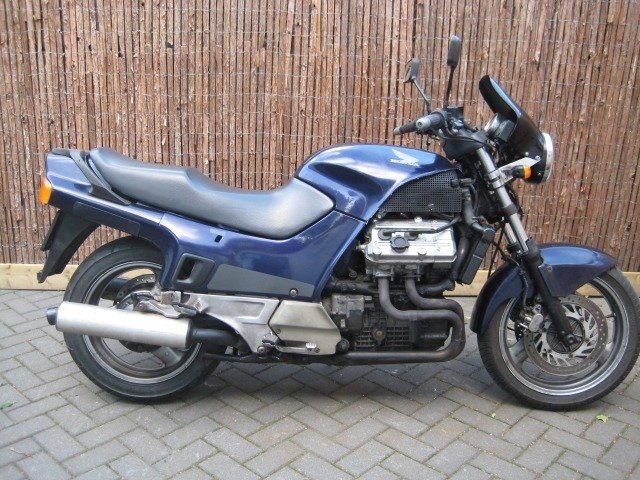 Honda - ST1100 - Pan European - Naked - 1100 cc - 1994