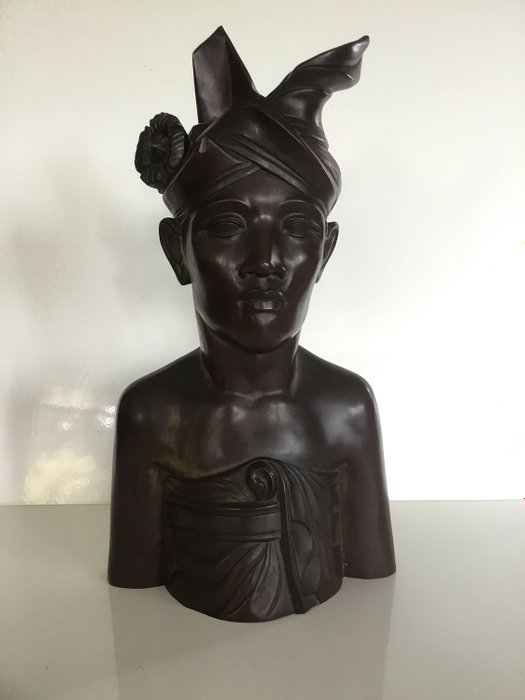 Escultura - Madera - signed A.A. Fatimah - Bali, Indonesia 
