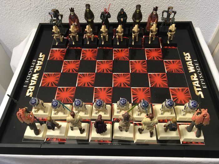 Star Wars Episode 1 Chess game - Plastic