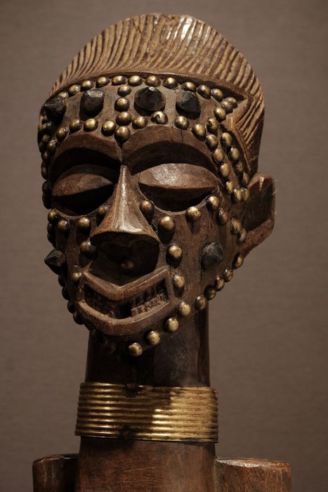 Ancestor figure - Brass, Wood - Nkishi - Songye - Congo DRC 