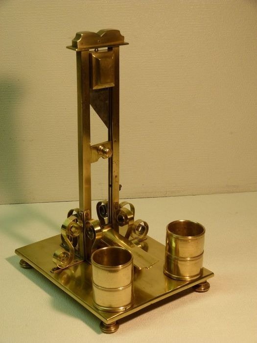 guillotine cigarette cutter - brass - 19th century