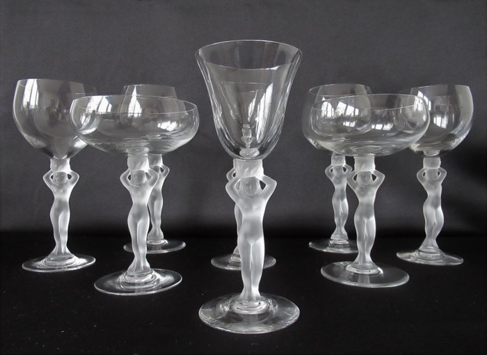 CRISTALLERIES de Bayel - Glazen stam naakte vrouw 4 x 2 sets (8) - Glas