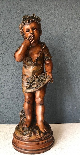 A. Vilain / A. Vilaise - Skulptur, "Kiss Hand" - 50 cm - Råsink - Tidlig på 1900-tallet