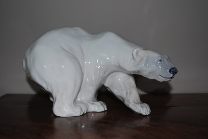 Royal Copenhagen - Urso polar grande nº 1137 - Porcelana