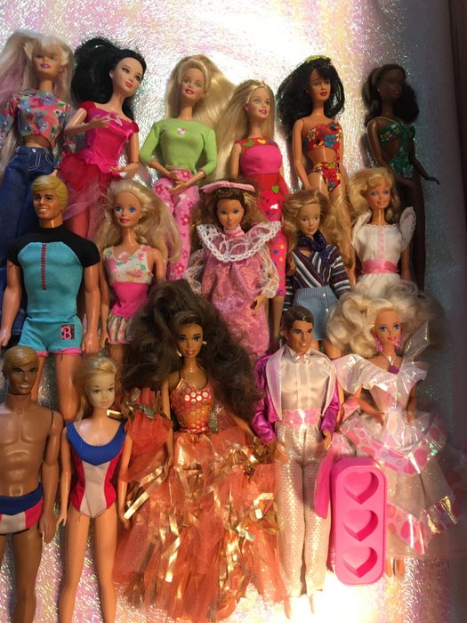 Barbie - lot de 16 - Poupée 1976 - 2000-aujourd'hui