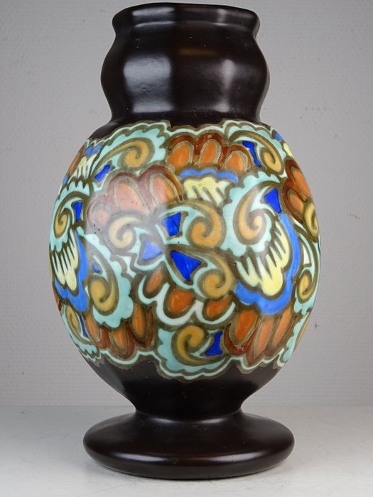 C.M. Bergen  - 裝飾有“板”的花瓶 - 陶瓷