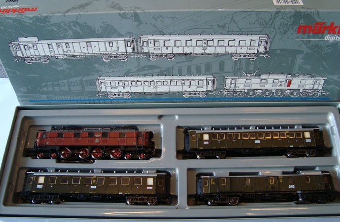 Märklin H0 - 2660 - Juego de trenes - EP 5 con 3 carros, con iluminación - DRG