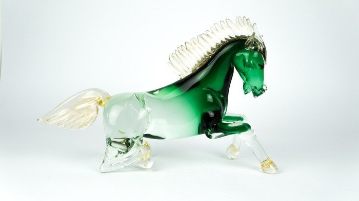 Made Murano Glass - Zielony koń i 24-karatowa złota rzeźba (34 cm) - Szkło