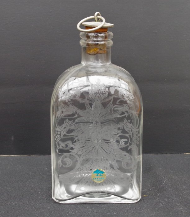 Ekenas - Gustaf Adolf Sveriges Konung Schnapps Etched Bottle - Glas