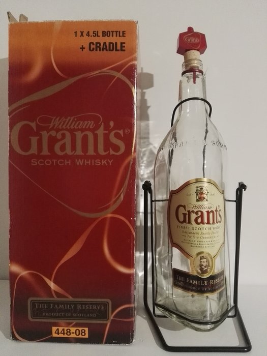 Flaske whisky "Grants" Familiereservat, med vugge og gaveeske, 4,5 l (1) - Glass