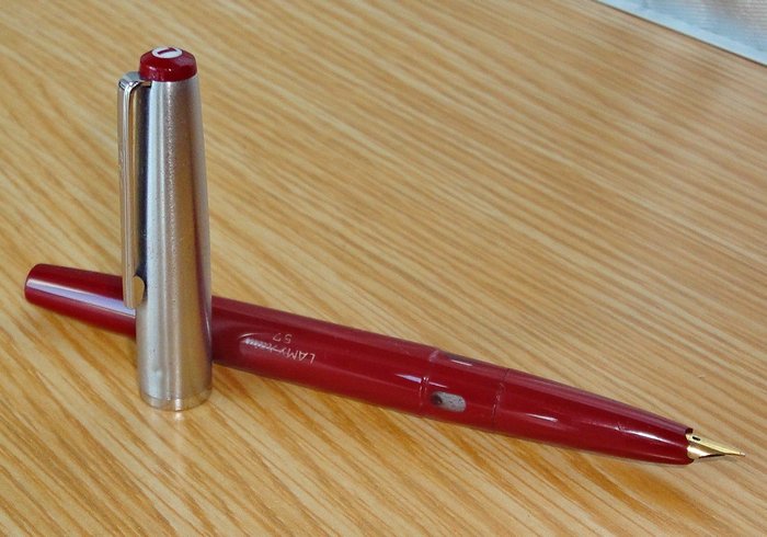 Lamy - Fountain pen - "ratio 57" Burgundy CT piston filler "EF" nib (Personalized)