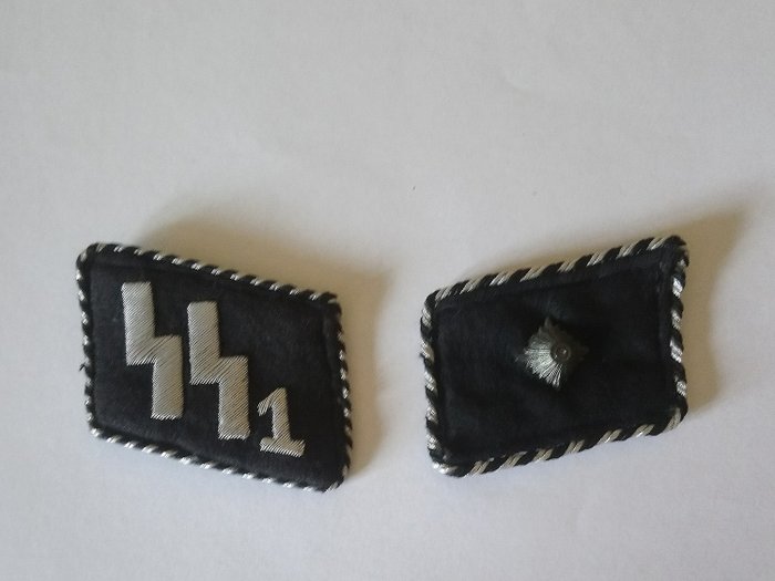 Tyskland - elite - Tyske kraveben til waffen-ss / ss-vt original ww2 / wk2 "Deutschland" uniform