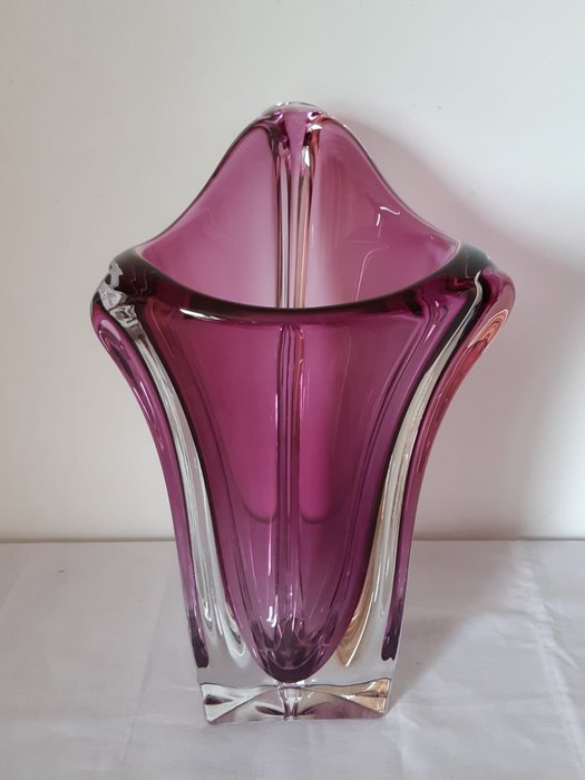 Val Saint Lambert - 美丽的Val Saint Lambert粉红花瓶-比利时-大约1960年 (1) - 水晶