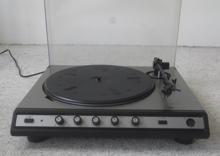 AudioSonic - AS 5010 - record player with built-in amplifier