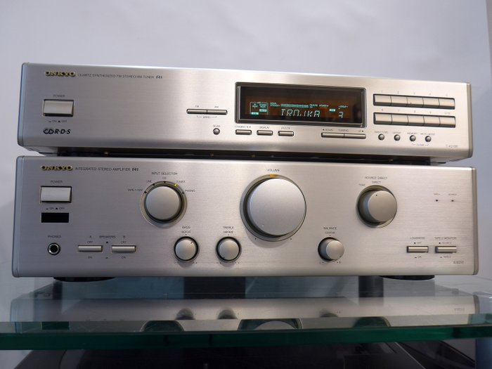 Onkyo - A-9210 + T-4210R - Stereo set