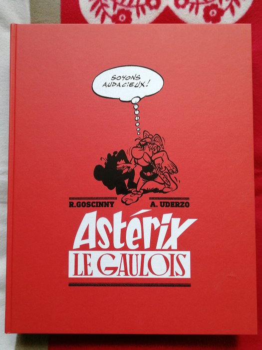 Asterix - Astérix le Gaulois - Art book - Kovakantinen - Ensipainos - (2019)