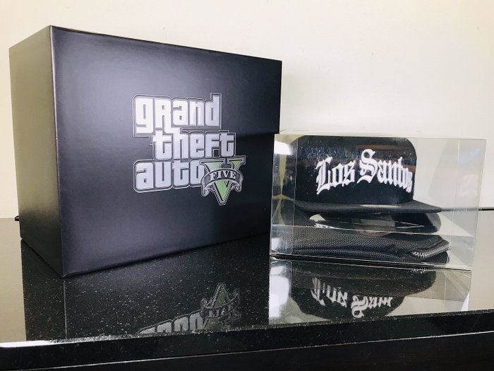 Rockstar Games - New Era Black Los Santos GTA V Snapback cap en bag in Collector's Edition box - Alkuperäispakkauksessa