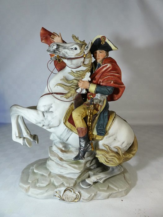 Pucci, Capodimonte - Estátua de Napoleão a cavalo nos Alpes - Porcelana