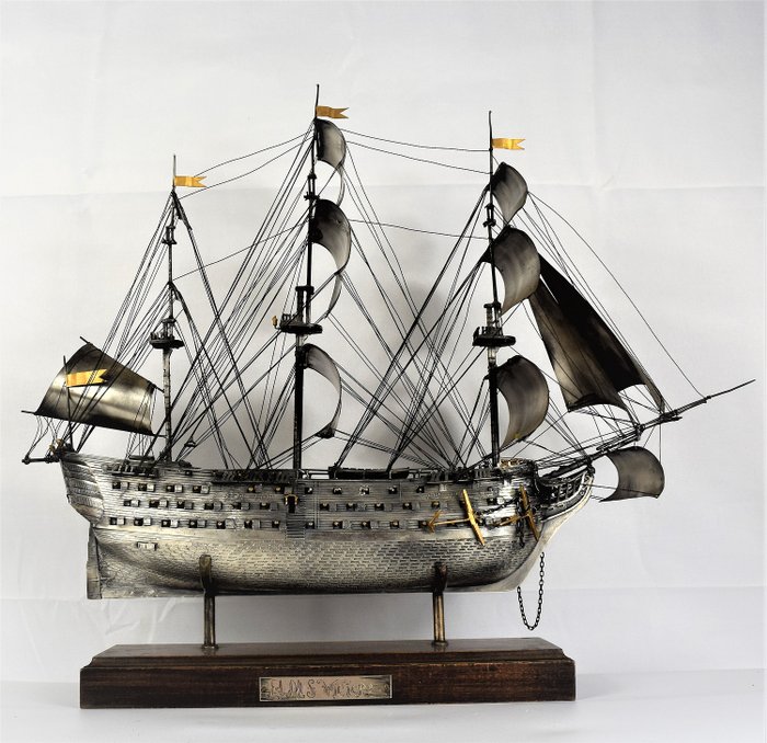 Enorme galeone HMS Victory  , in argento pieno - .800 argento - Italia - Inizio XX secolo