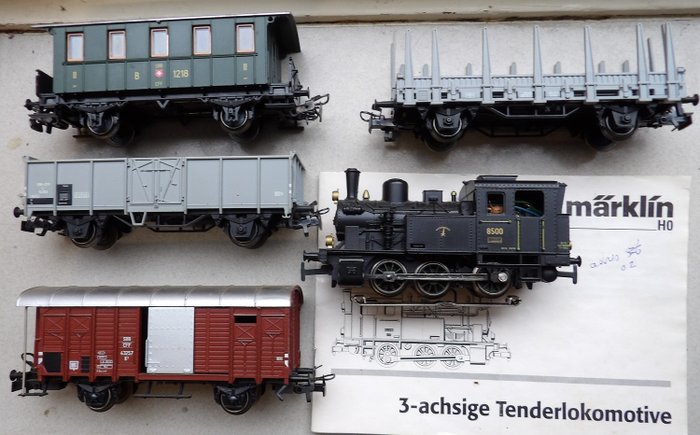 Märklin H0 - Uit set 29216 - Güterwagen, Tenderlokomotive - "Tigerli", digital - SBB