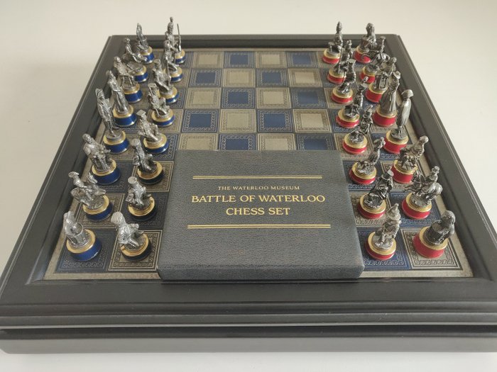 Franklin Mint - Conjunto de xadrez, Museu Waterloo Batalha de Waterloo - Liga de estanho
