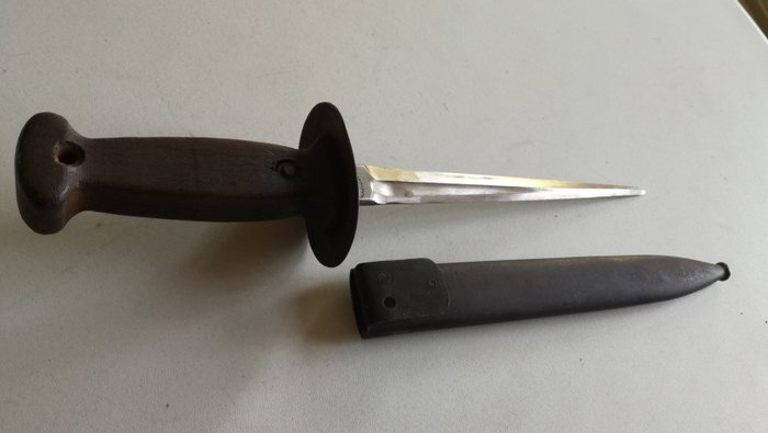 Belgium - Sanderson Brothers - M16 - Eerste wereldoorlog - trench knife