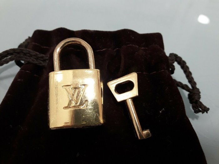 Louis Vuitton -帶1鍵限量版的掛鎖