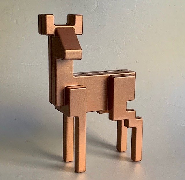 Monika Mulder - Ikea - 铜色鹿雕像 - Pixel
