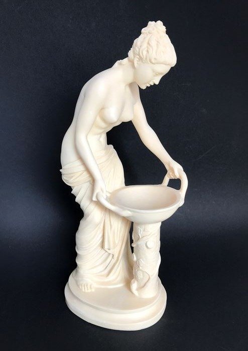 Amilcare Santini - A. Santini - 帶洗手盆的形象女士 (1) - 浪漫主義 - 用樹脂製成的雪花石膏