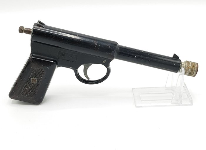 Egyesült Királyság - 4,5 mm " THE CAT " TJ Harrington - Break Barrel - Air pistol