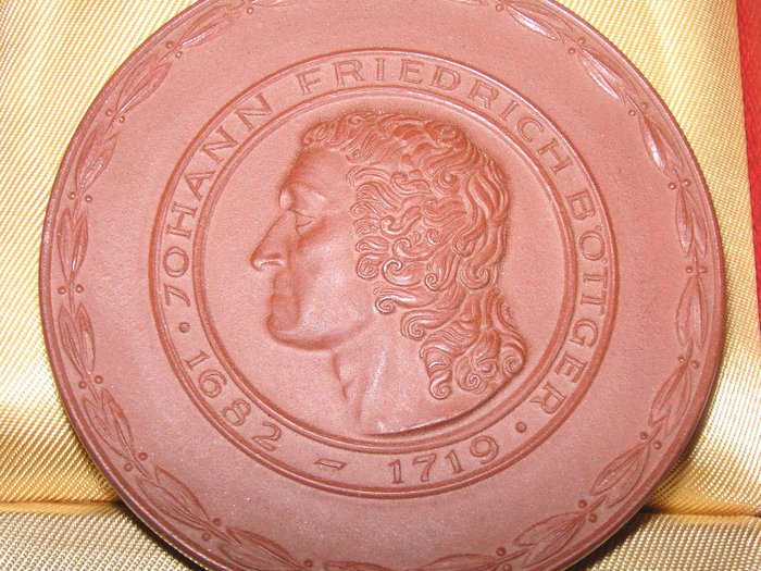 Meissen - Medal - Johann Friedrich Bottger 1682-1719 - Porcelain