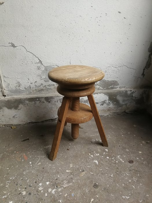 Vintage - Solide houten Atelier kruk - verstelbaar