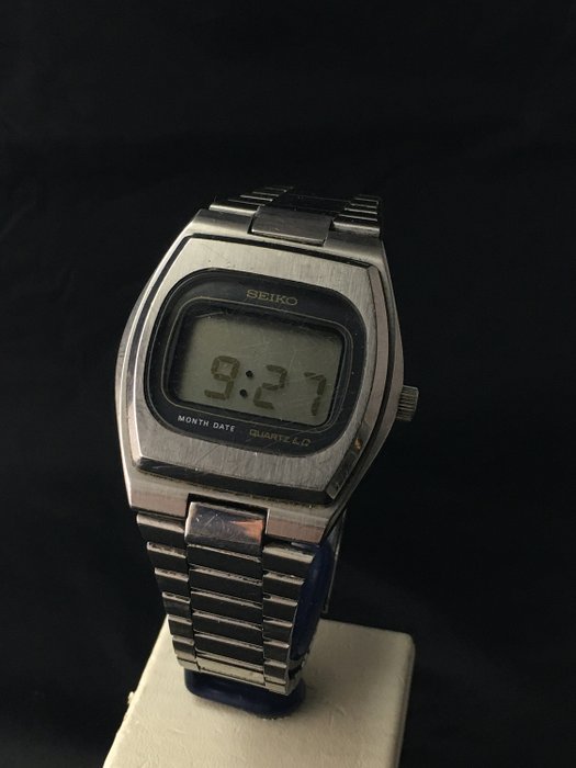 Seiko - LCD Month Date , early LCD - 0532-5009 - Homme - 1970-1979