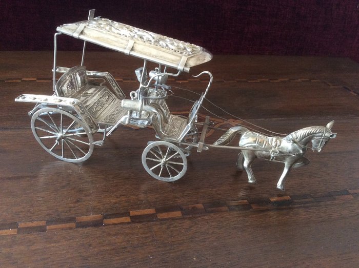 Kutsche mit Kutscher und Pferd (1) - .925 Silber - Zilversmid op Bali - Indonesien - Ende des 20. Jahrhunderts