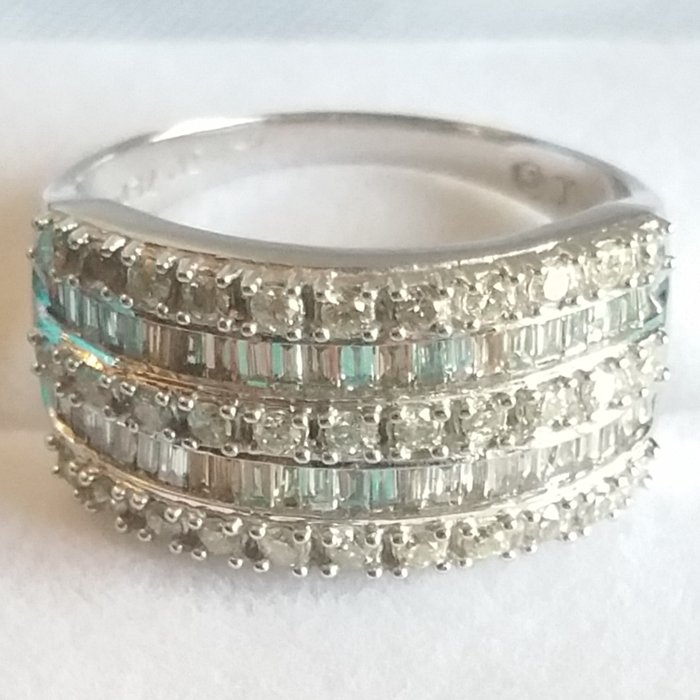 Tiara Real (Galeria del Coleccionista) - 18 karat Hvitt gull - Ring - Diamanter, 1,00 karat