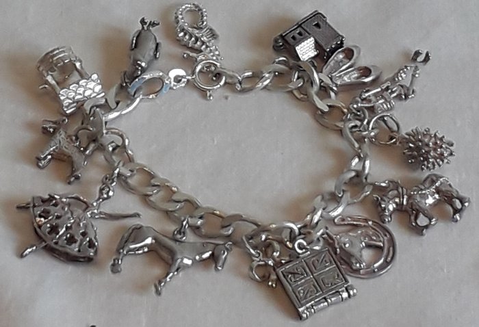 925 Silver - Vintage Silver Charm Bracelet with 14 Charms