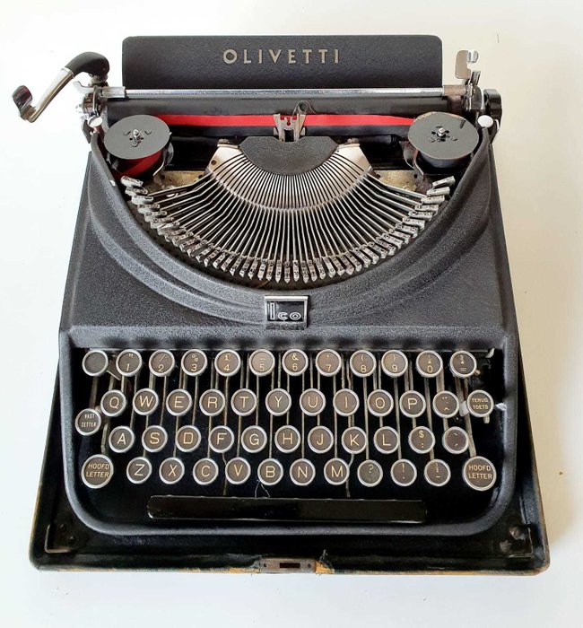 Olivetti - ICO - MP1 - Typewriter