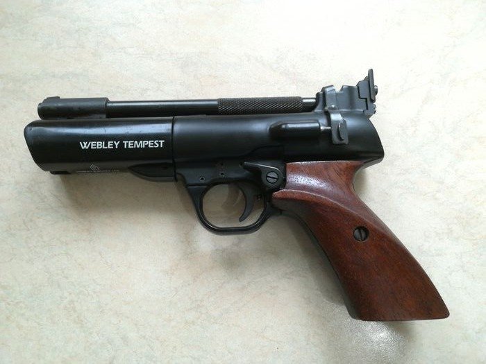 Regno Unito - Webley & Scott, Ltd. - Webley Tempest  - Wiatrówka  - Pistola - 5.5 Pellet Cal