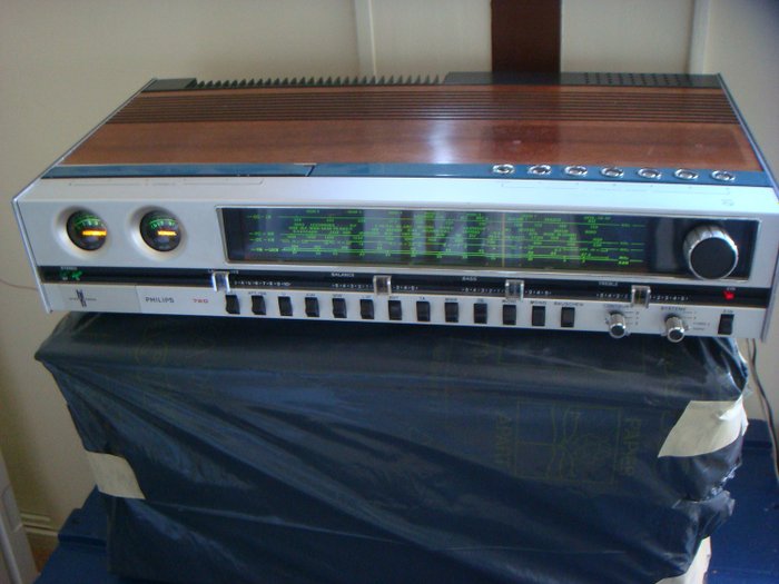 Philips - 22RH720 - Stereo receiver