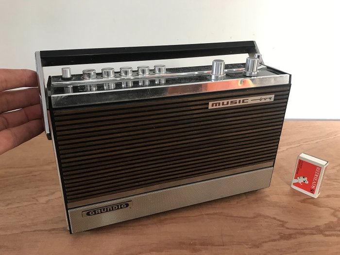 Grundig - Music Boy transistor radio 1960’s - radio tranzystorowe