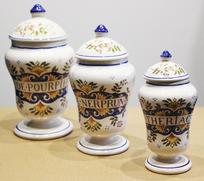 St. Clement - Pharmacy jars (3) - Ceramic
