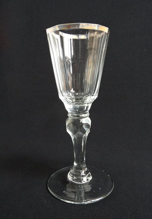 酒杯18世纪 - 玻璃