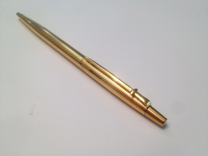 Caran d'Ache - Raro Caran d'Ache bolígrafo "Madison" no. 26645, chapado en oro