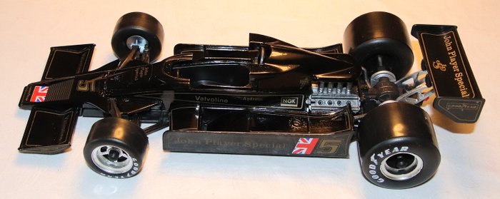 Mario Andretti 1978 1:43 Echelle Course Figurine Cartrix CT15 