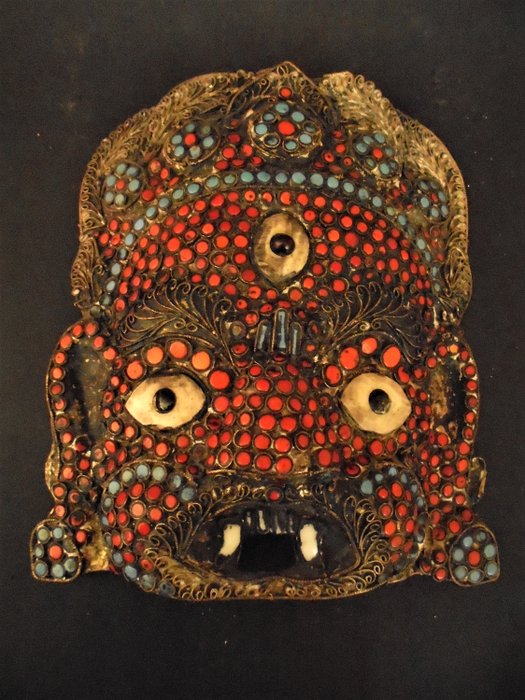 Mask (1) - Copper - A Tibet /Himalayan Beaded Ritual Mask - Nepal - Second half 20th century