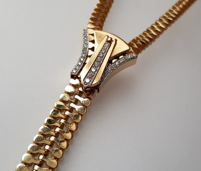 GOLD AND DIAMOND ZIPPER NECKLACE