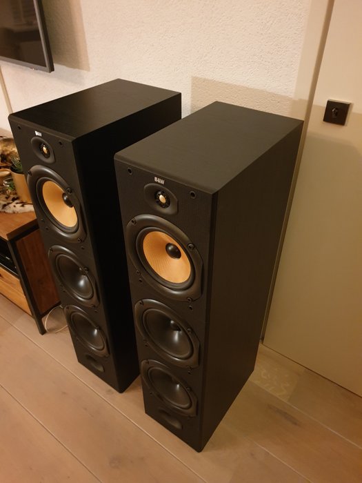 B&W - DM604 - Speaker set