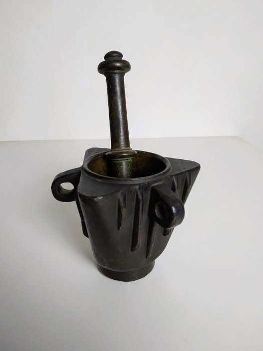 砂浆 - 哥特式 - 黄铜色 - Early 16th century
