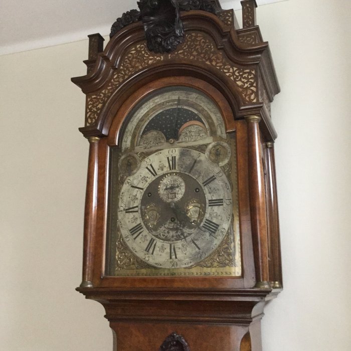 Zegarek stojący Amsterdam - Paulus Bramer - orzech włoski. - XVIII wiek