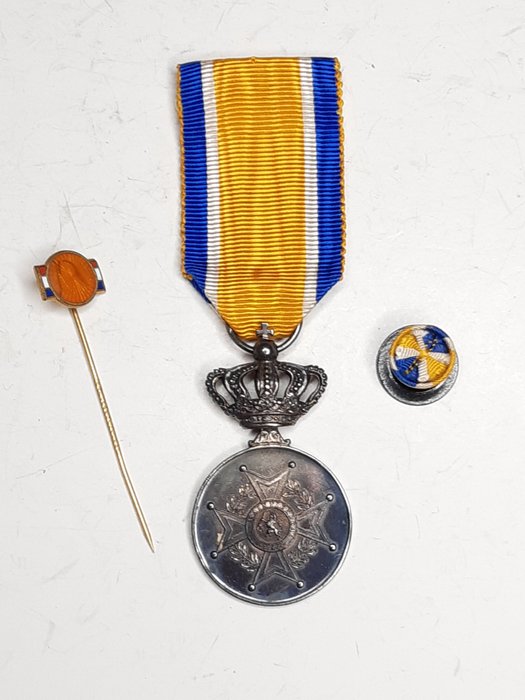 Hollandia - Onderscheiding/ Ere medaille - De Orde van Oranje-Nassau - Ezüst